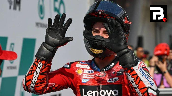 Francesco Bagnaia dan Marc Marquez bersaing di lintasan MotoGP 2025, menandai peralihan era dalam dunia balap motor