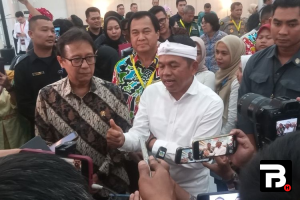 Ribuan Siswa Keracunan Program MBG, Dedi Mulyadi Minta Pemerintah Perbaiki Sistem Distribusi dan Keamanan Pangan Ribuan Siswa Keracunan MBG di Jabar, Dedi Mulyadi Soroti 3 Hal Penting yang Harus Dievaluasi