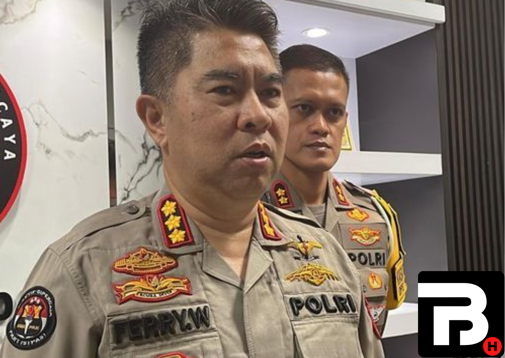 Kabid Humas Polda Sumut Kombes Ferry Walintukan menyampaikan permintaan maaf atas insiden salah tangkap Ketua DPD NasDem Sumut, Iskandar ST, di Mapolda Sumut