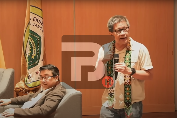 UNMUL Panas! Rocky Gerung: ‘Kalau Mahasiswa Diam, Demokrasi Mati