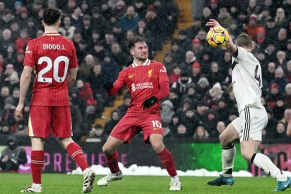 5 Fakta Menarik Liverpool vs MU: Rekor, Risiko Kekalahan, dan Duel Pemain Bintang LIVERPOOL – Duel sengit Liverpool vs Manchester United kembali jadi sorotan di Liga Inggris. Pertandingan yang digelar di Anfield pada 19 Oktober 2025