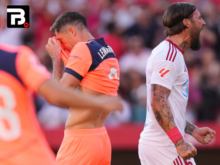 Barcelona akhirnya menelan kekalahan perdana mereka di ajang La Liga 2025/26 setelah dibungkam Sevilla dengan skor telak 4-1 di Stadion Ramón Sánchez Pizjuán, Minggu (5/10) malam waktu setempat.