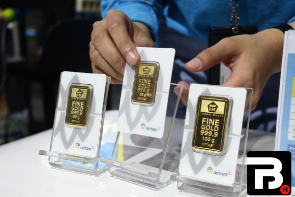 Investasi Emas Makin Menarik, Antam Cetak Kenaikan Tertinggi Tahun Ini kenaikan harga emas Antam Oktober 2025 berdasarkan berat