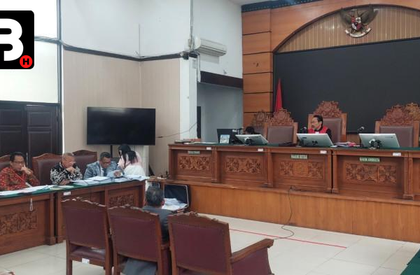 Sidang Praperadilan Nadiem Makarim Singgung Nama Budi Gunawan, Apa Maknanya? Kuasa hukum Hotman Paris Hutapea berbicara dalam sidang praperadilan Nadiem Makarim