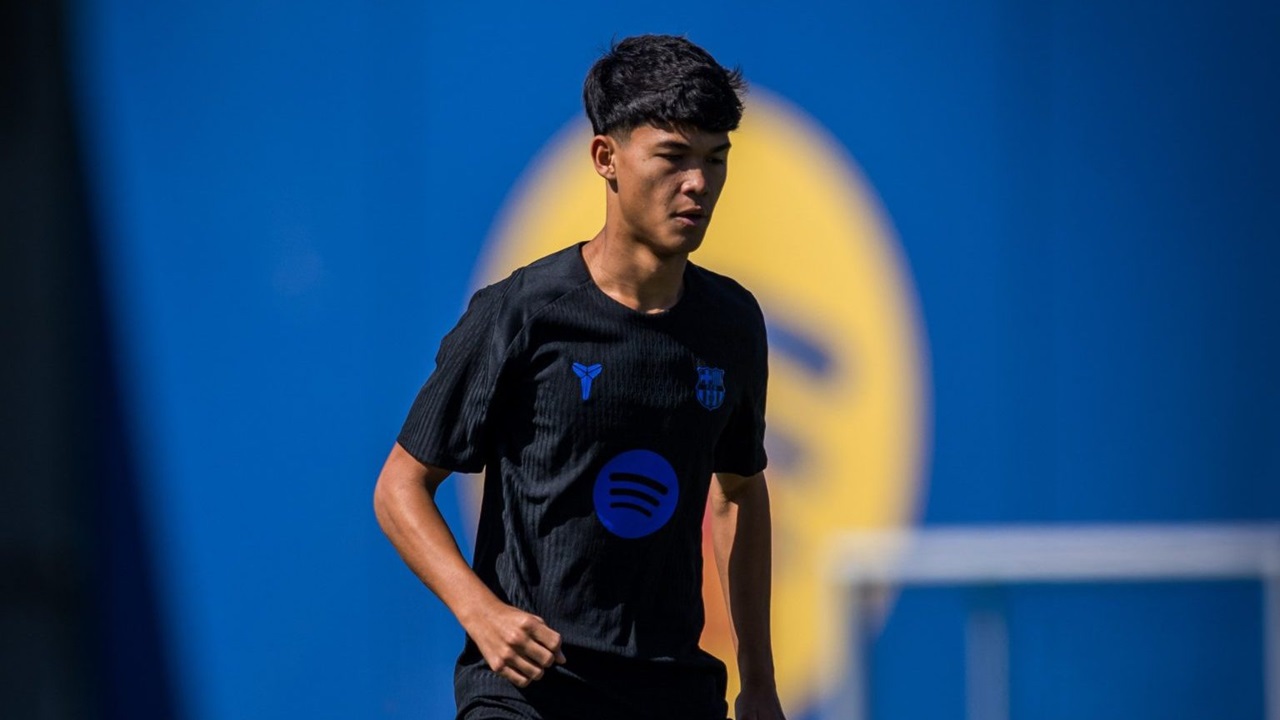 Hansi Flick Mengubah Latihan Jelang Lawan Club Brugge